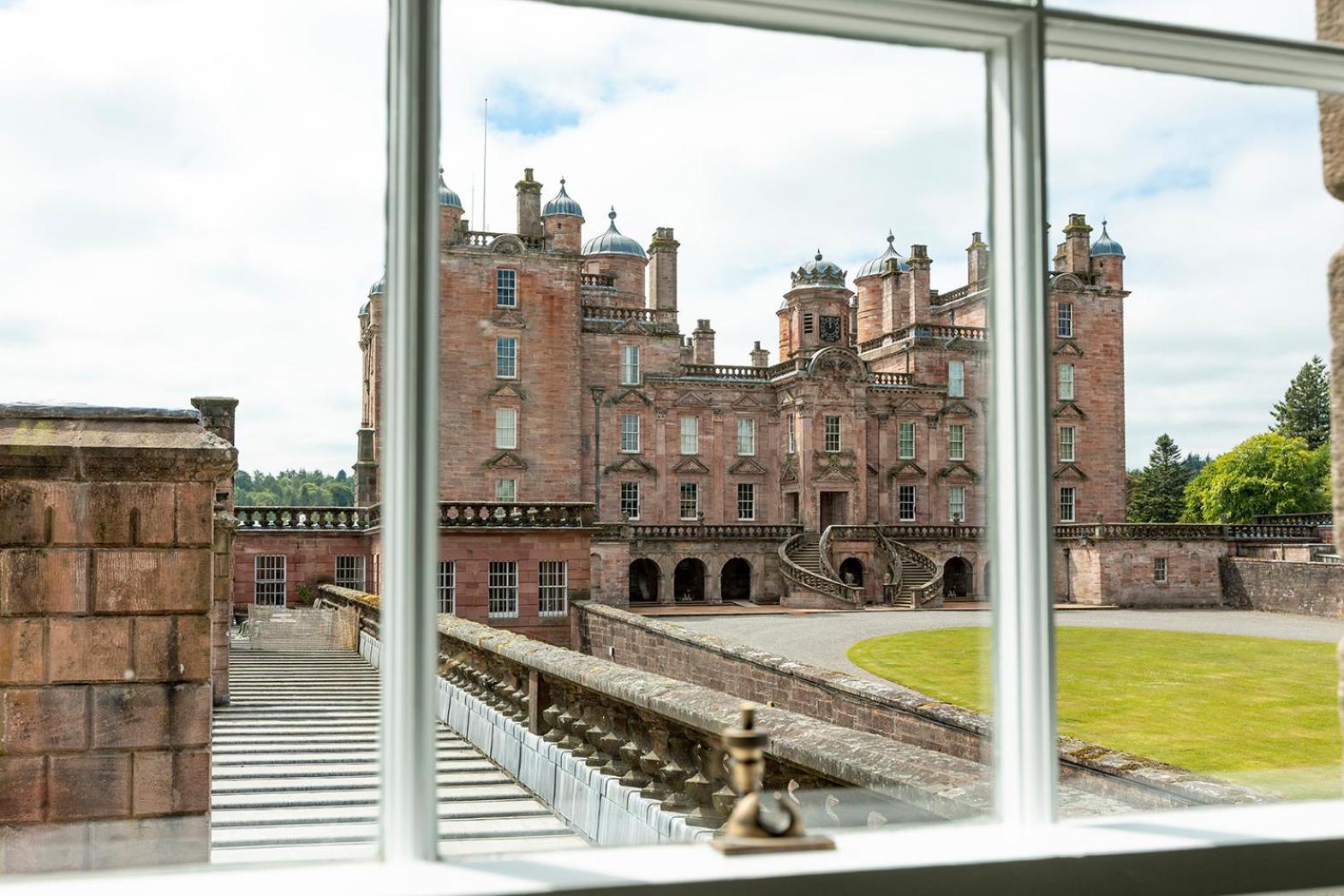 East Wing * Thornhill (Dumfries and Galloway)